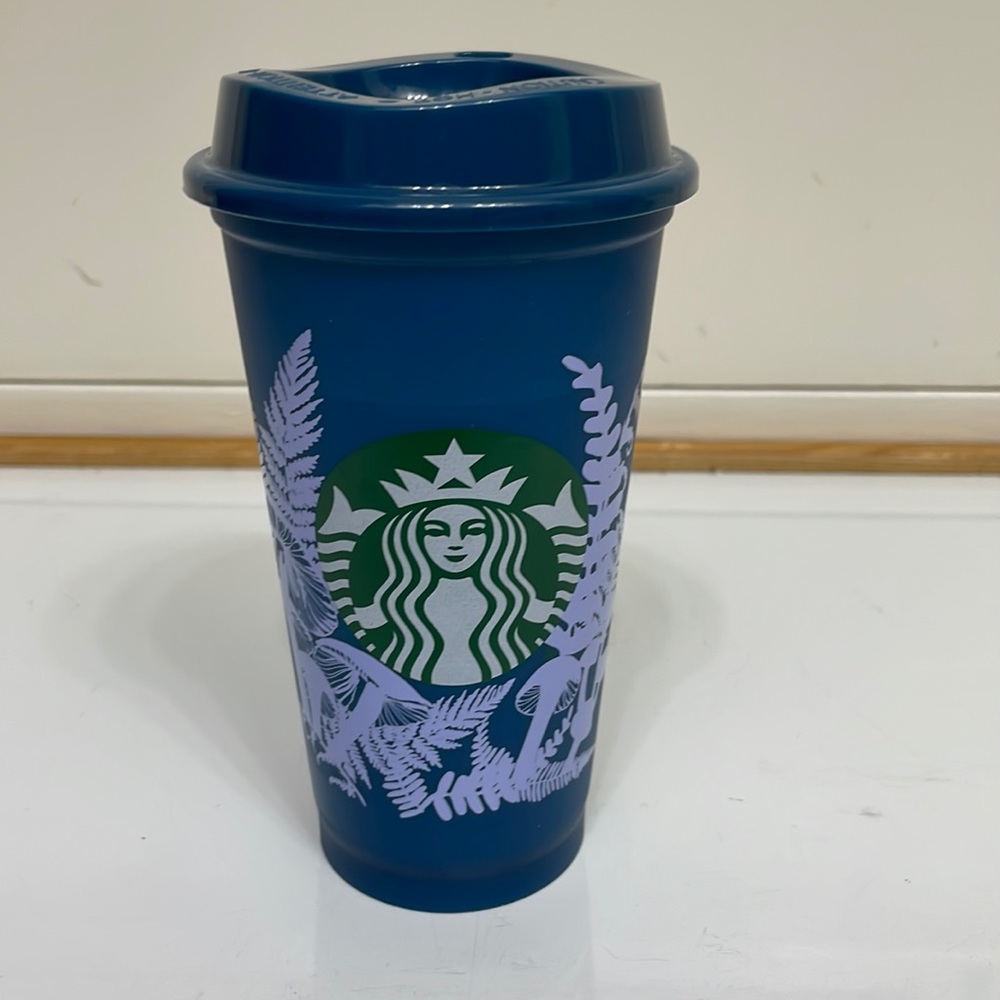 STARBUCKS‎ 2022 Fall line,  color changing HOT to go cup with lid.